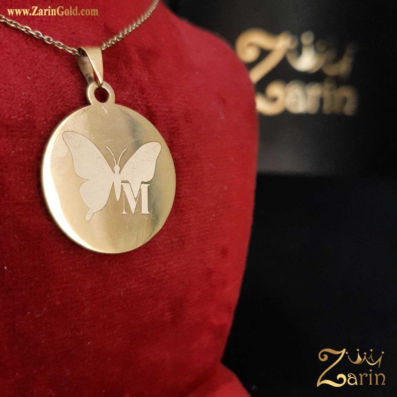 پلیت دایره با حک پروانه و M