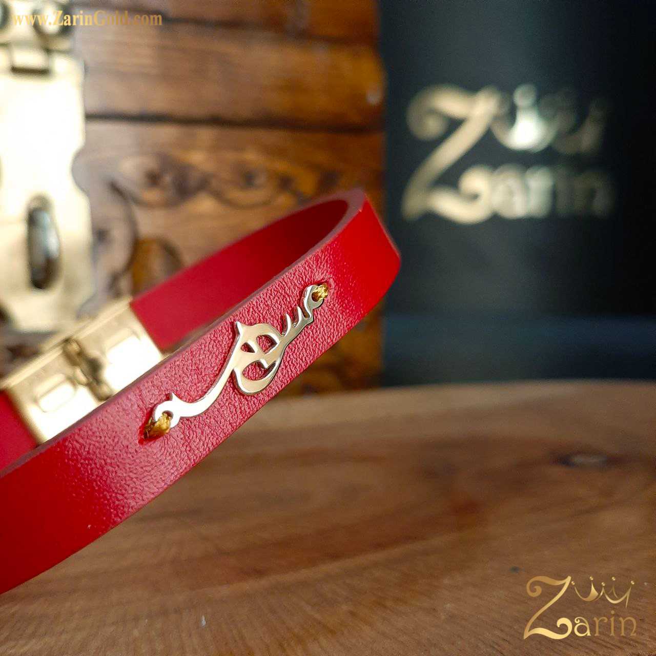 دستبند چرم و طلا مردانه سام با چرم قرمز